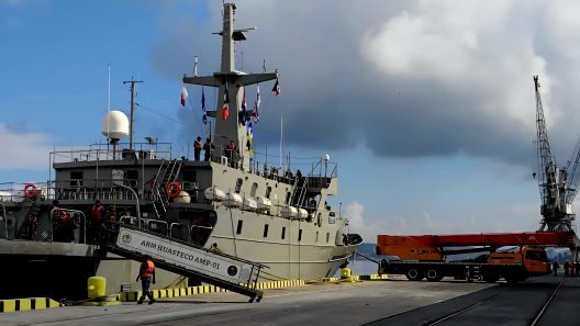 México envía más de 1.200 toneladas de alimentos a Cuba en dos buques de su Armada