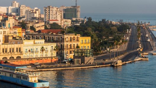 Empresario de Miami revela cuánto costaría reconstruir Cuba y cuánto tardaría