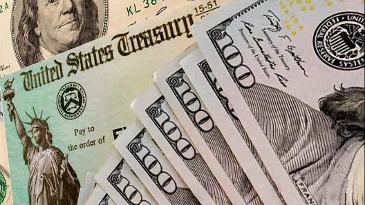 Millones de personas en Estados Unidos podrían recibir cheques de $3000 dólares