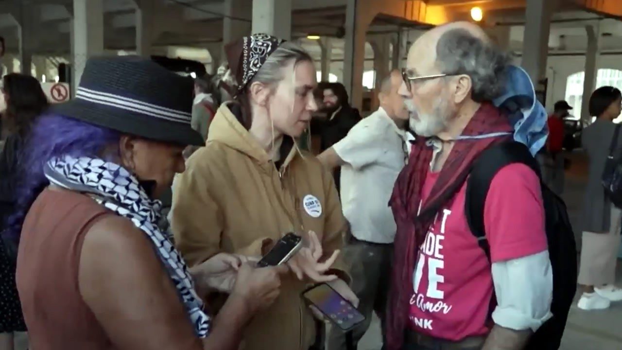 Interrogan en Miami a activistas que regresaban de Cuba y les confiscan dispositivos