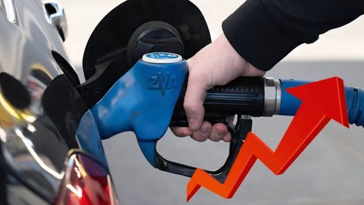 Pronostican que seguirá subiendo el precio de la gasolina en Florida y todo Estados Unidos