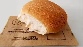 Camagüey apuesta por hornos de leña para sostener la producción de pan en plena crisis energética