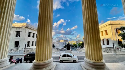 Universidades cubanas reorganizan sus planes de estudio ante la crisis energética