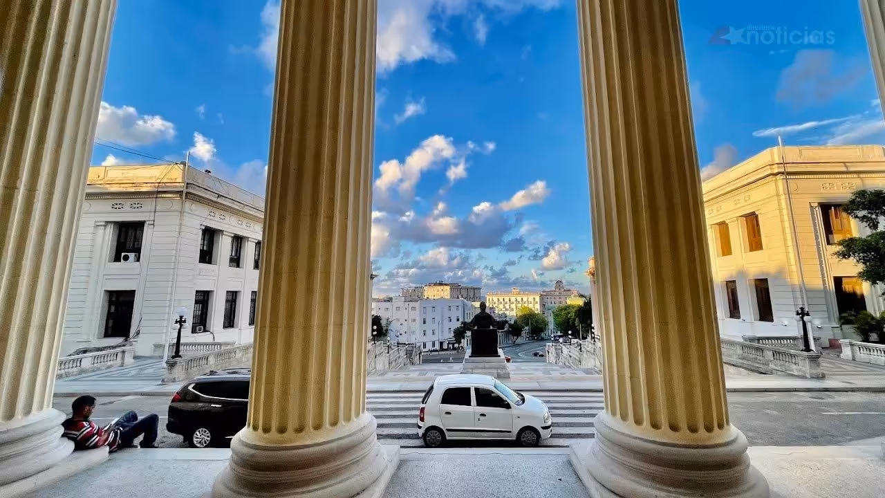 Universidades cubanas reorganizan sus planes de estudio ante la crisis energética