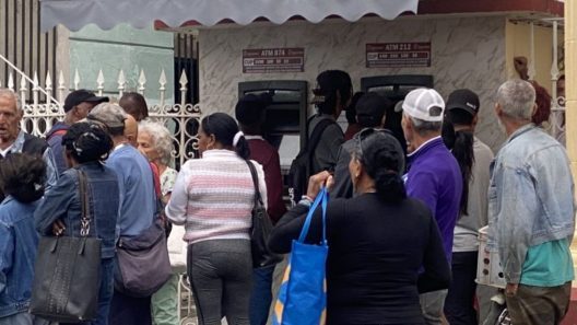 La Habana pierde más de la mitad de sus cajeros y crece la crisis de efectivo