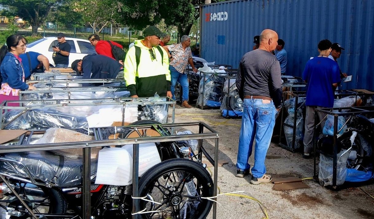 Correos de Cuba retoma entrega de motos, pero persisten las quejas