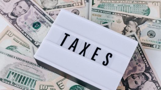 IRS advierte que se agota el plazo para presentar impuestos en Estados Unidos