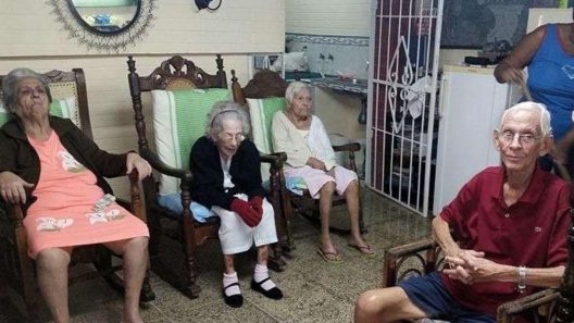 Regulan asilos privados en Cuba: estos son los requisitos