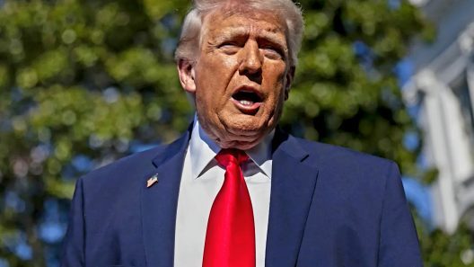 Estados Unidos deja abierta la puerta a endurecer o aliviar las sanciones contra Cuba, según el Tesoro