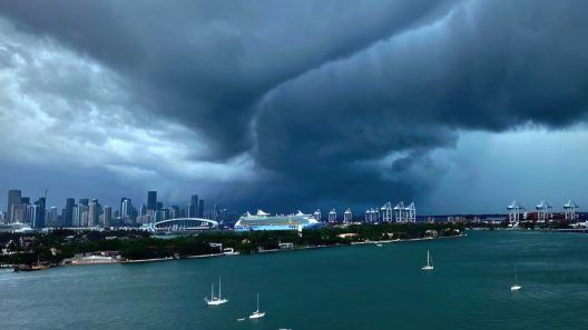 Alerta por tornados intensos y tormentas hoy en Estados Unidos
