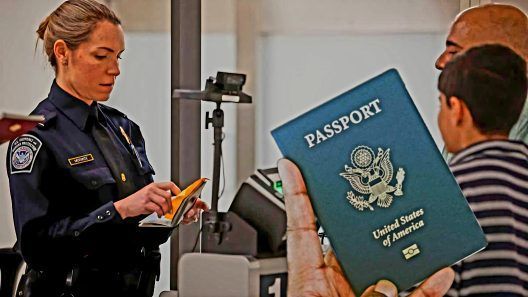 Estados Unidos inhabilita miles de pasaportes emitidos antes de 2021