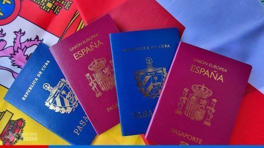 Cierre del Consulado de España en La Habana y nuevos expedientes de Ley de Nietos: experta aclara qué es real y qué no