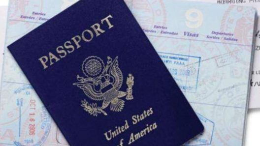 Estados Unidos cancelará pasaportes vigentes por no pagar la manutención infantil