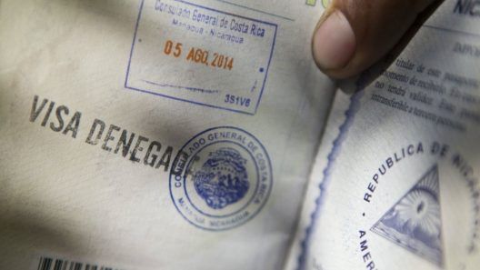 Hasta 2000 dólares por una falsa visa a Nicaragua:crecen las estafas desde Cuba