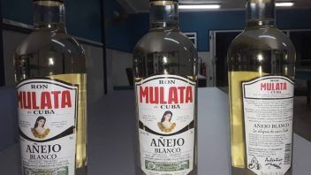 Cuba apuesta por el ron como «salvavidas» y sigue vendiendo a Europa
