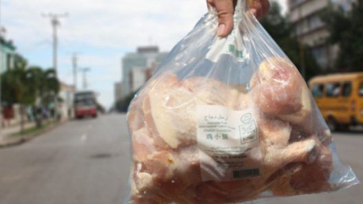 Estafas con Transfermóvil en Cuba: prometen paquetes de comida y medicinas para robar dinero