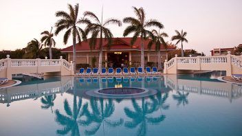 Blue Diamond Resorts cesa operaciones en Cuba y retira su marca de 62 hoteles
