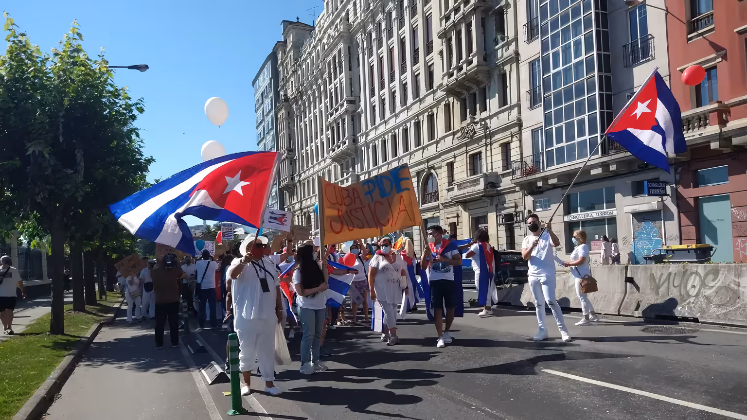 Cubanos en Galicia: 1095 obtuvieron la nacionalidad española durante 2025