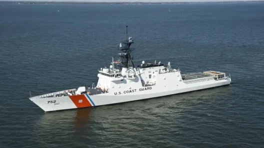 Guardia Costera rescata a 10 personas tras caer una aeronave frente a Florida