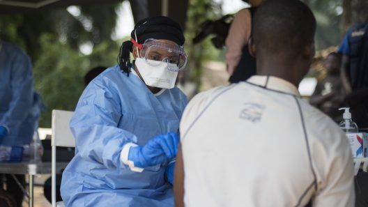 La OMS eleva a más de 900 los casos sospechosos de ébola en la República Democrática del Congo