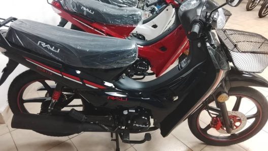 Venden motos de combustión en dólares en La Habana: pago solo con tarjetas