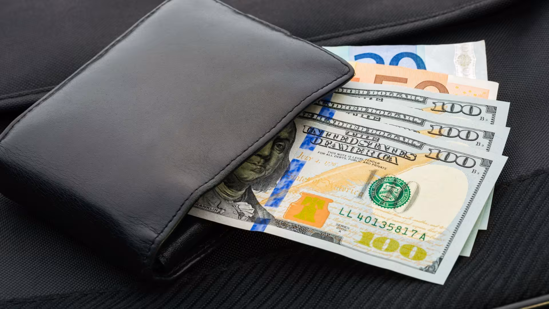 Tasas de cambio hoy: No da tregua el dólar y registra otra gran subida