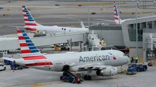 American Airlines suspende vuelos temporalmente y ofrece alternativas a pasajeros afectados