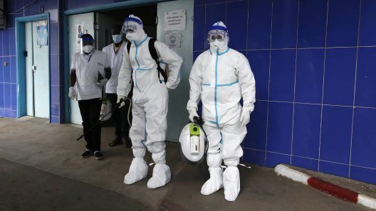 Controles sanitarios por ébola impactan viajes a Estados Unidos, México y Canadá antes del Mundial 2026