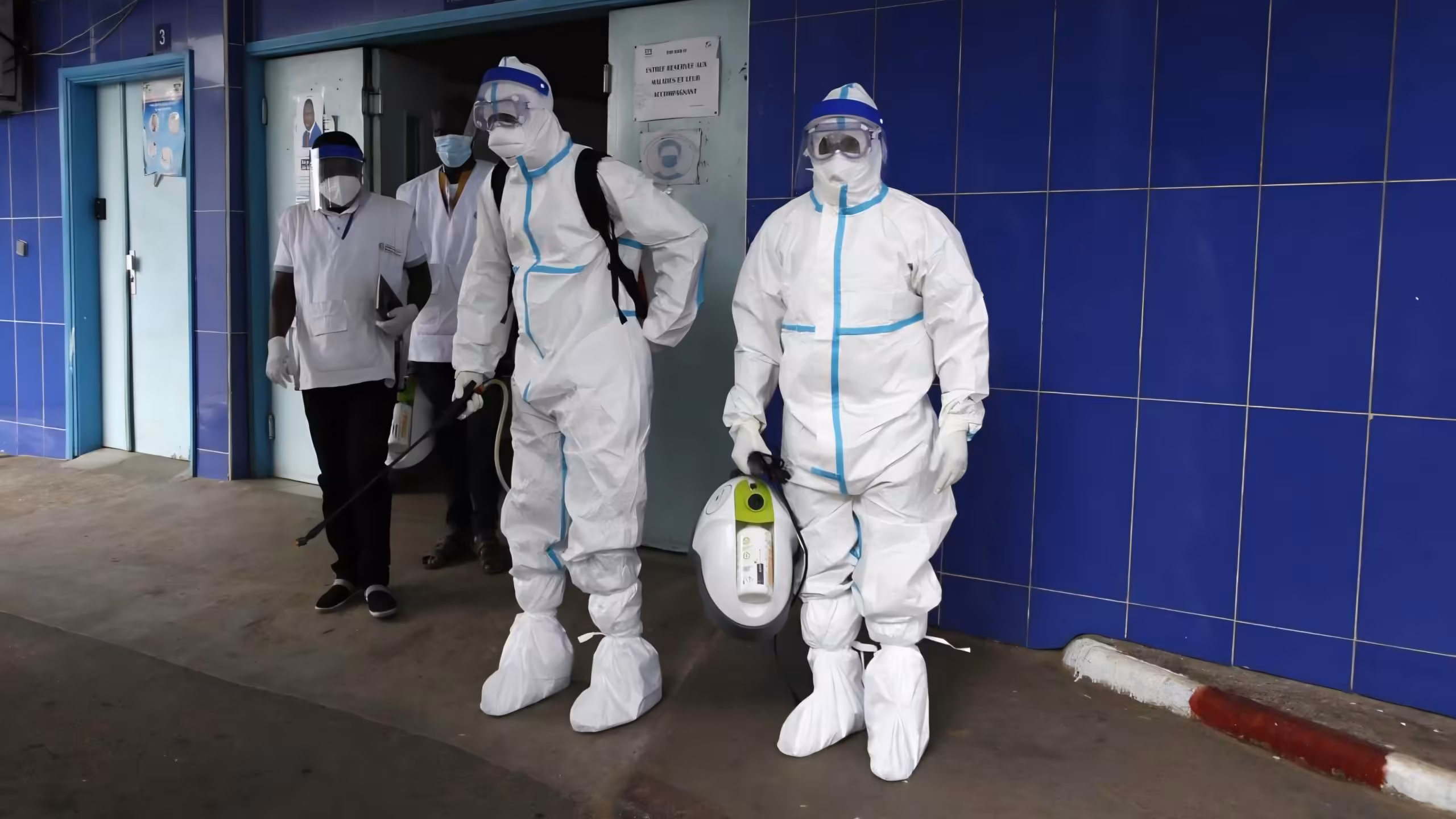 Controles sanitarios por ébola impactan viajes a Estados Unidos, México y Canadá antes del Mundial 2026