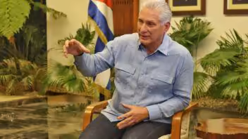 Díaz-Canel dice que Cuba recibió un solo barco de combustible, pero los apagones ya venían de años