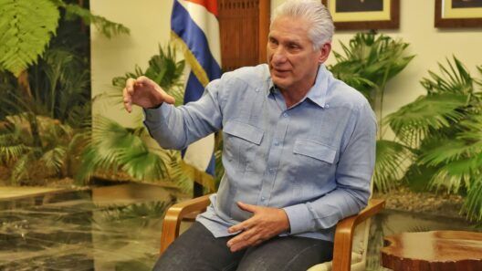 Díaz-Canel dice que Cuba recibió un solo barco de combustible, pero los apagones ya venían de años
