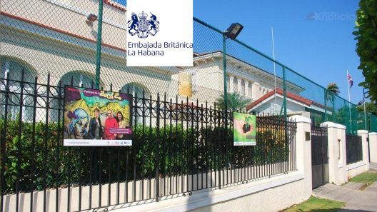 Embajada Británica en La Habana abre convocatoria de empleo para guardias de relevo