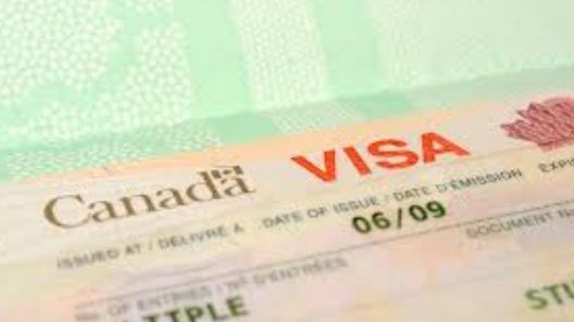 Canadá flexibiliza entradas pero solo para algunos viajeros