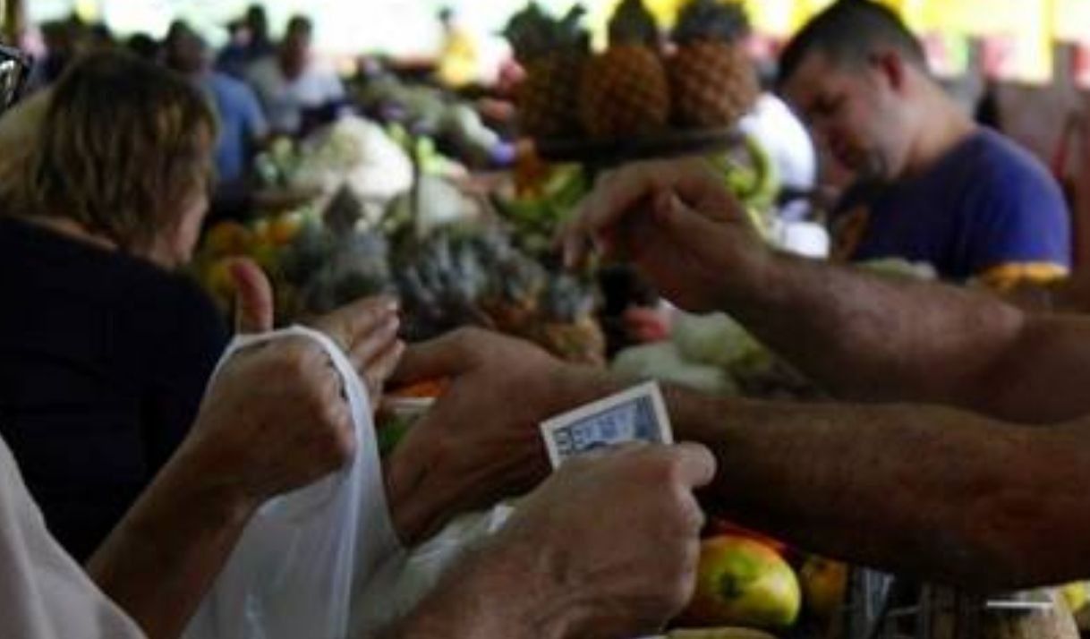 El fin de los topes de precios desata preocupación en Cuba: “Todo seguirá subiendo»