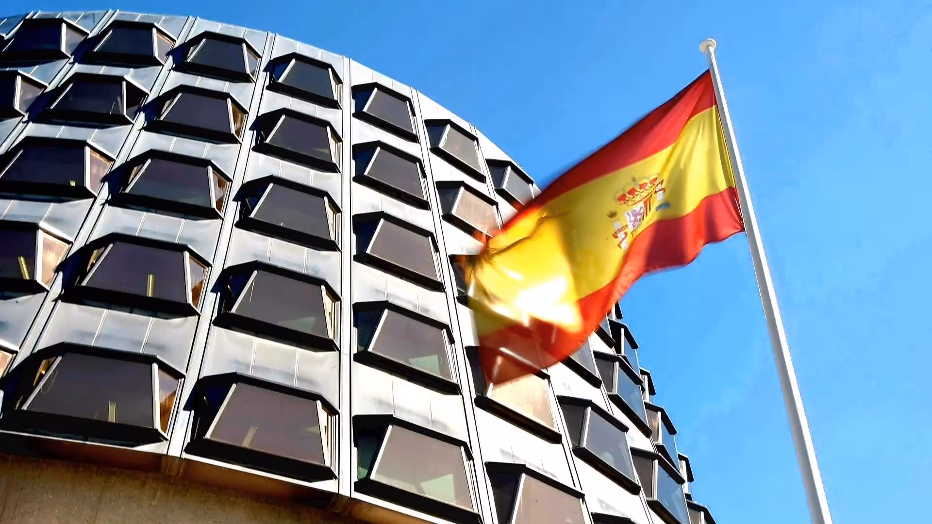 Condenan en España a un padrino yoruba por robar 11.000 euros a una cubana