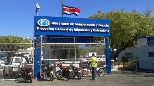 Última hora: Costa Rica dará residencia y permiso de trabajo a cubanos y otros migrantes