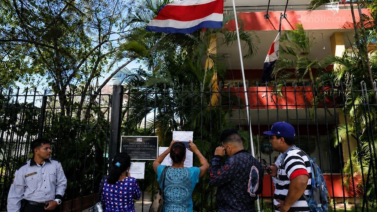 Costa Rica registra más cubanos que buscan quedarse y no seguir viaje hacia Estados Unidos