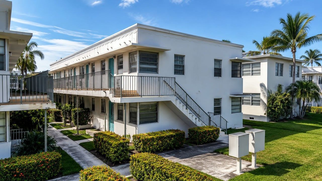 Lista de espera de apartamentos en Miami Beach abre para mayores de 62 años