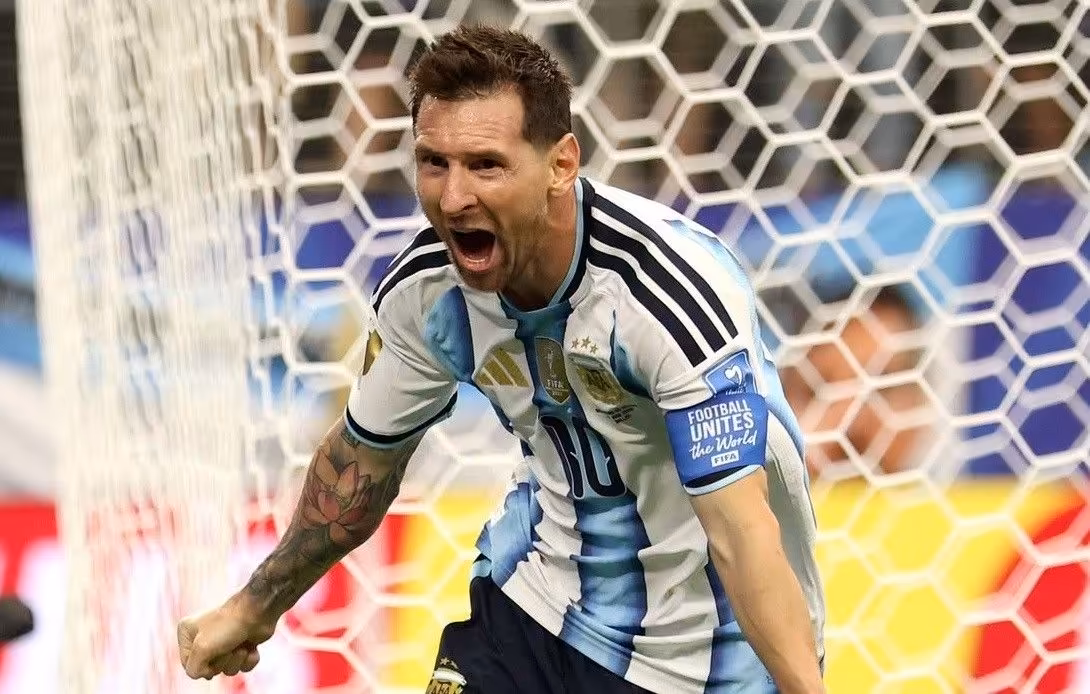 Con casi 39 años y «caminando», Messi sigue batiendo récords y dejando sin argumentos a sus críticos