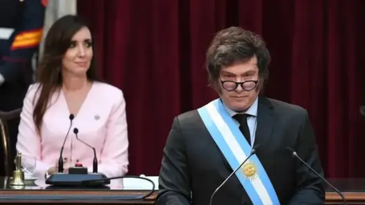 Grieta institucional en Argentina: Milei y Villarruel protagonizan un gesto de ruptura durante el Día de la Bandera