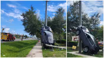 Última Hora: reportan aparatoso accidente de tránsito en Florida y un auto termina apoyado sobre un poste