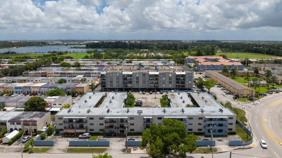 Navigating the Miami Real Estate Market: Housing Costs and Trends - News Directory 3