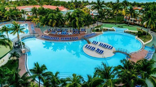 Adiós a los hoteles en Cuba: Iberostar y Barceló abandonan la isla tras Meliá