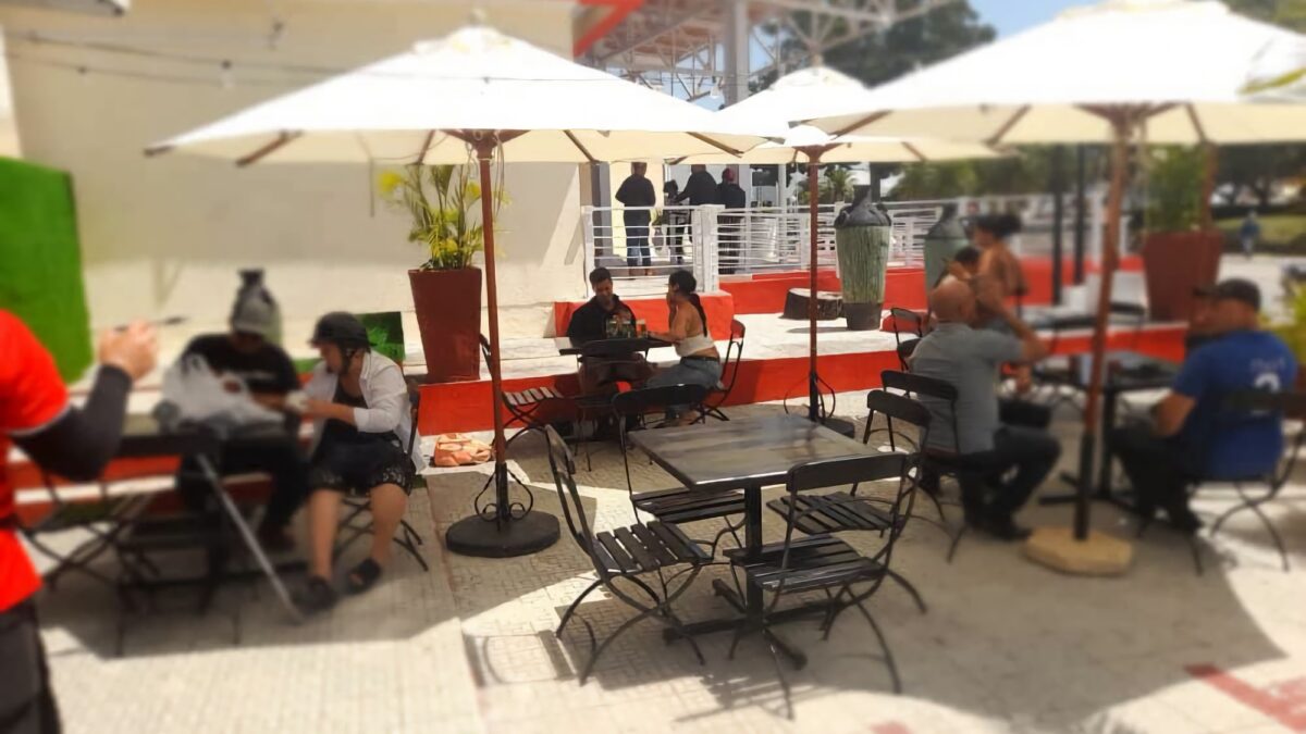 Croquetas a 1500 pesos y pollo a 600: reabre el DiTú de Sancti Spíritus con estos precios