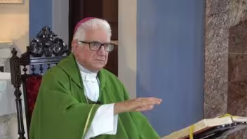 Iglesia católica cubana aclara cómo se distribuyó la ayuda de Estados Unidos: Cáritas recibió productos, no dinero