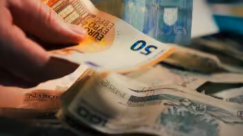 El euro vuelve a subir en Cuba: así amanecen hoy las divisas en el mercado informal