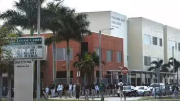 Miami eliminará el almuerzo gratuito en las escuelas públicas: estas familias volverán a pagar