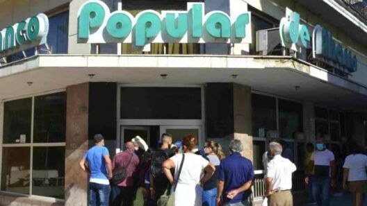 Banco cubano publica el calendario de pago a jubilados para julio de 2026