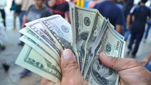 Tasas de Cambio: Vuelve a caer el precio del dólar en Cuba