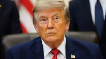 Trump advierte que actuará si se confirma la presencia de drones iraníes en Cuba